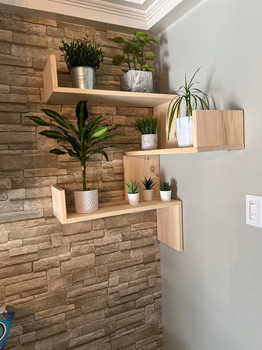 Étagère en coin en bois