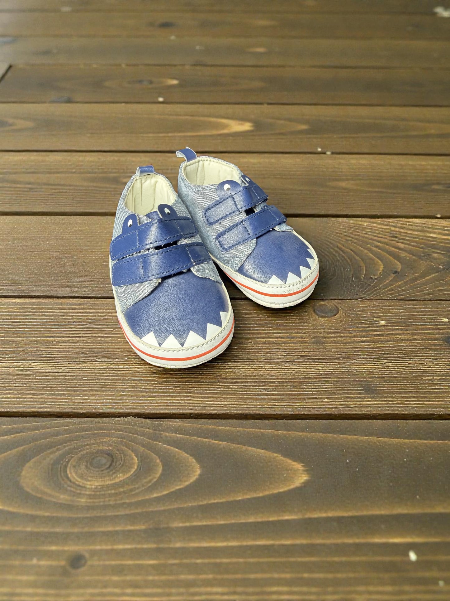 Soulier petit garçon 6-9 mois